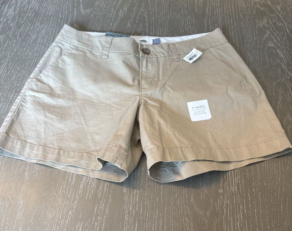 Old Navy Women's Kaki Shorts Size 2 NWT